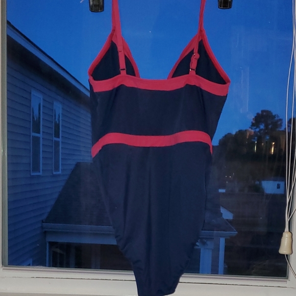 Onepeice Swimsuit - Picture 3 of 4